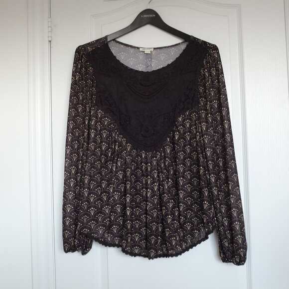 COPY - COPY - Ultra Pink black and tan lace collar chest blouse size L - Picture 1 of 10